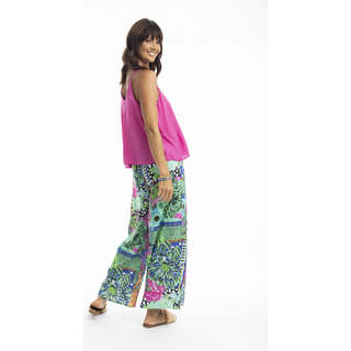 The Rayon Maeli wide-legged Pant is your perfect go-to summer piece crafted from lightweight Indian rayon for ultimate comfort and breathability. The Maeli Pant comes in a fun, on-trend print that effortlessly combines fashion and function. Perfect for both casual outings and chic summer events!